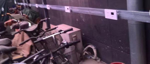 小區電動車充電站已成小區必備品